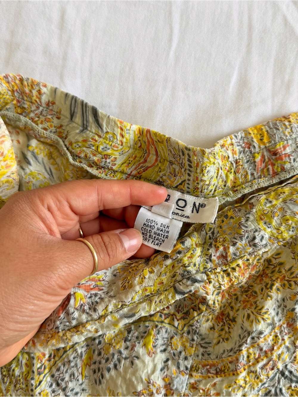 Citron 100% Silk Yellow Floral Pants - Picture 9 of 11